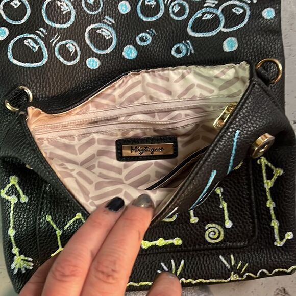 Graffiti Custom Miztique Faux Leather Clutch - Picture 3 of 4